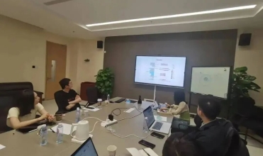 走出舒适区！中大学者跨界AI，解锁隐秘病毒世界